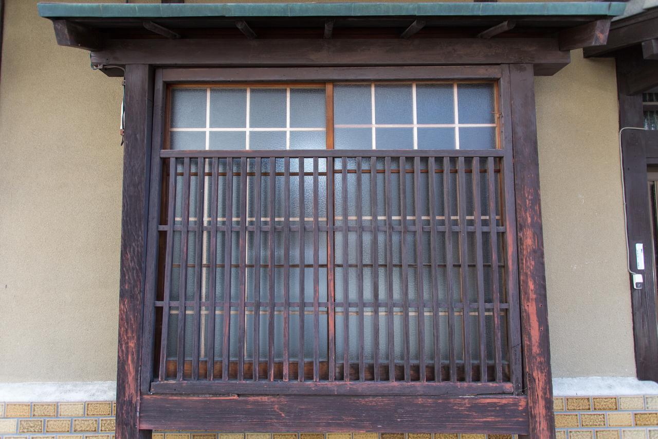 City Center 200 Years Old Traditional House Next To 2 Train Lines Kyoto Eksteriør billede