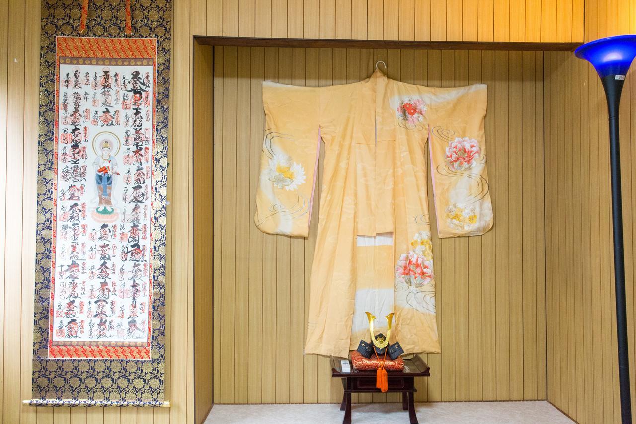 City Center 200 Years Old Traditional House Next To 2 Train Lines Kyoto Eksteriør billede